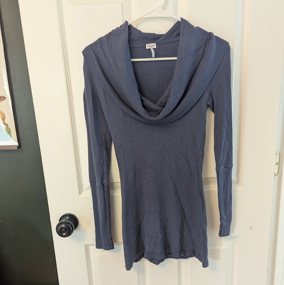 Cowl Neck Long Sleeve Top by Splendid, X-small